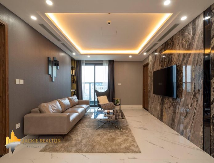 Beautiful smart 4BDs apartment for rent at Sunshine Center (1)