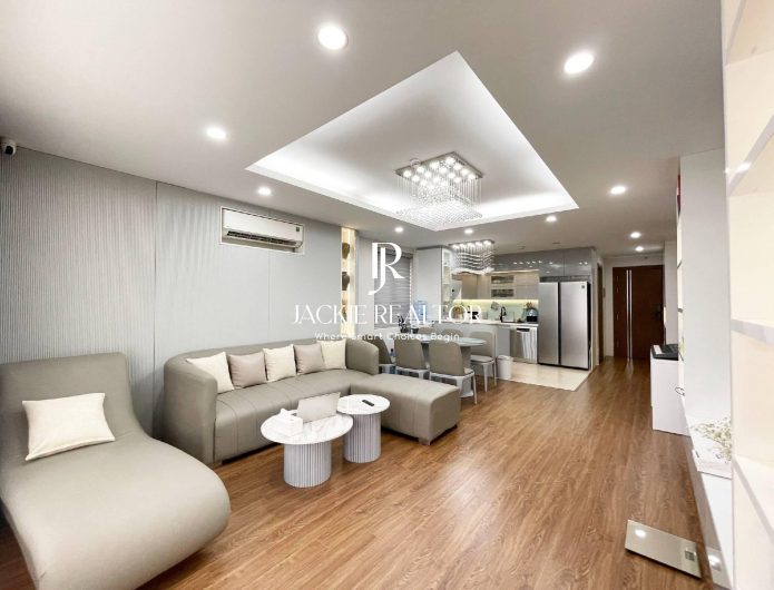 Beautifully renovated 2-bedroom transfer apartment at Udic Westlake (1)