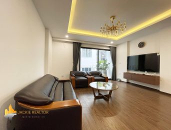 Big 2-bedroom apartment for rent in Xuan Dieu, Tay Ho, Hanoi (2)