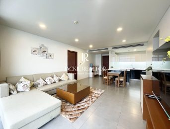 Big 2-bedroom apartment in Watermark with a beautiful lake view for rent (5)