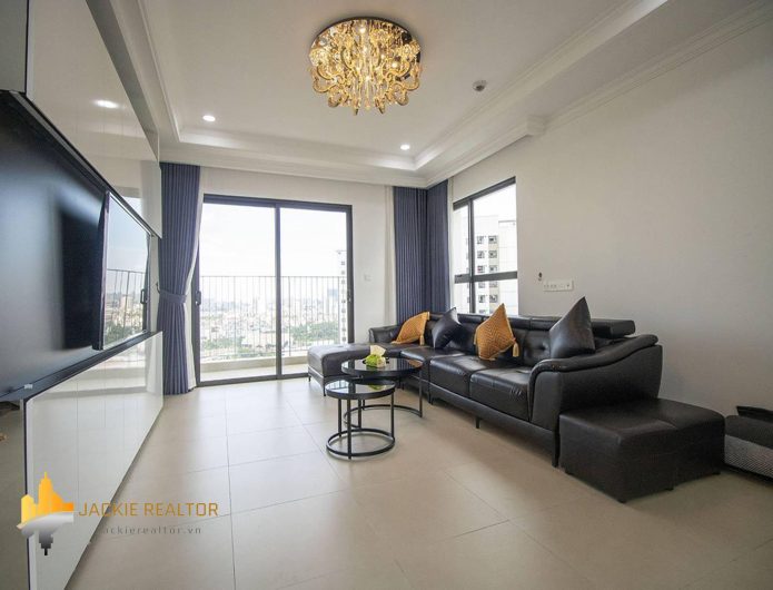 Big 3-bedroom apartment for rent in Metro Building, Kosmo Tay Ho (1)