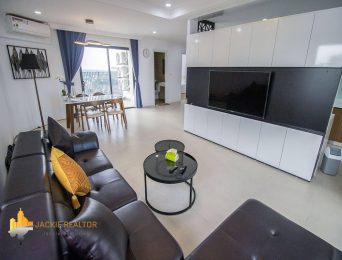 Big 3-bedroom apartment for rent in Metro Building, Kosmo Tay Ho (2)