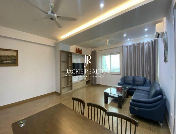 Big 3 bedrooms in Ciputra for rent (1)