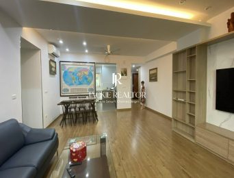 Big 3 bedrooms in Ciputra for rent (4)