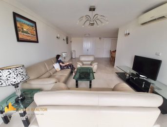 Big 4BRs apartment for rent in P1 Ciputra (2)