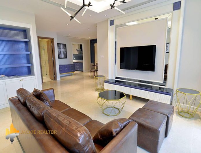 Big Eye-catching apartment for rent in L4 Ciputra (5)