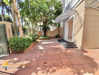 Big Well-renovated Garden Villa For Rent In C7 Ciputra (2)