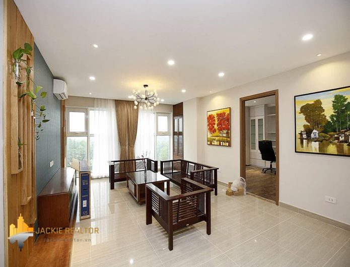 Big apartment for rent in L4 Ciputra, next to golf course (1)-min