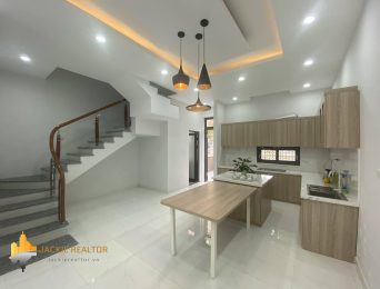 Big garden 4BRs Starlake villa for rent (3)