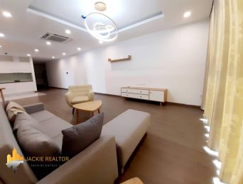 Big high-rise 3-bedroom apartment for rent near Montessori (3)
