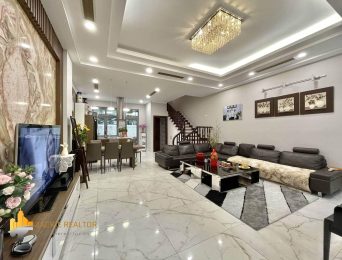 Big rental adjacent house at Vinhomes Riverside (2)