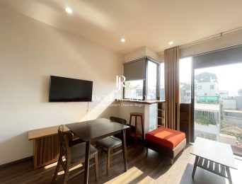 Big terrace-apartment for rent at No. 5 Tu Hoa, Westlake Hanoi (5)