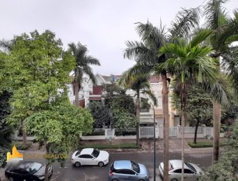 Big unfurnished 5-bedroom villa in Ciputra Hanoi for rent (32)