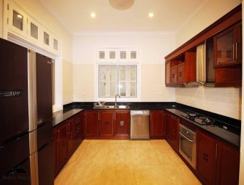 Big unfurnished villa for rent in T Block, Ciputra Hanoi (5)