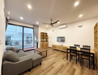 Brand new 1 bedroom in Dang Thai Mai for rent (3)