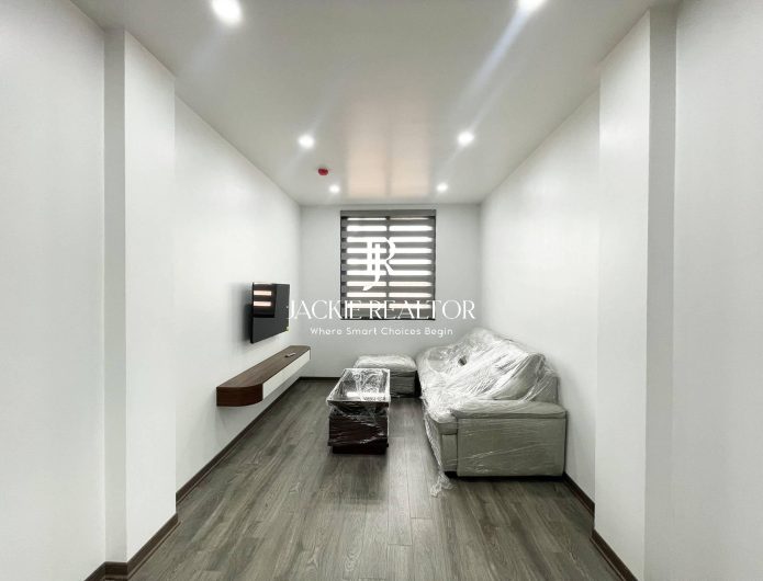 Brand-new 2BRs apartment for rent at alley 31 Xuan Dieu Street (1)