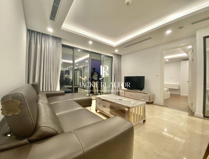 Brand new 2BRs apartment in D' Le Roi Soleil 2 Dang Thai Mai for rent (1)