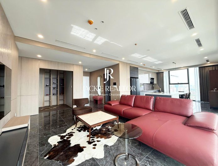 Brand-new 3-bedroom apartment for rent in Sunshine Golden River (1)