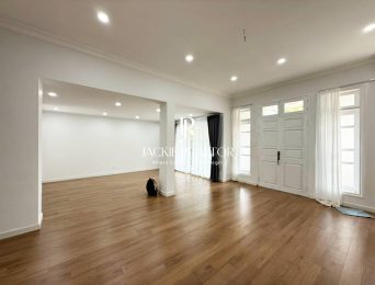 Brand-new modern 5-bedroom villa at Ciputra for rent (4)