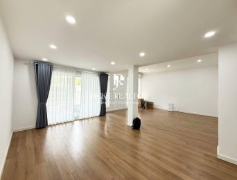 Brand-new modern 5-bedroom villa at Ciputra for rent (5)