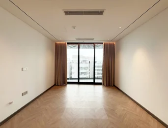 Brand-new no-option apartment in N01-T6 Han Jardin for rent (2)