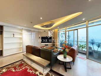 Breathtaking West-lake-view 2-bedroom apartment in Watermark for rent (2)