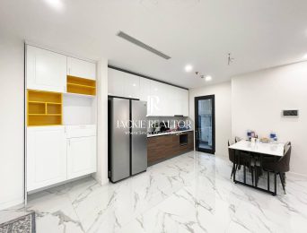 Bright 3-bedroom corner apartment in S4 Sunshine City for rent (5)