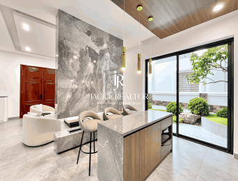 Catchy villa in Vinhomes Riverside for rent 163m2 - 4 bedrooms - USD 2,100 (4)