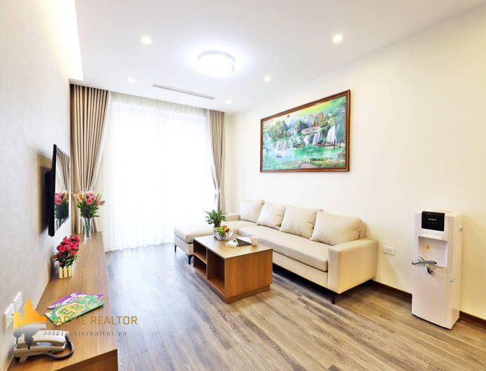 Charming 2 bedrooms in Tay Ho apartment for rent (1)