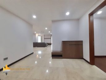 Charming L2 Ciputra apartment for rent (1)