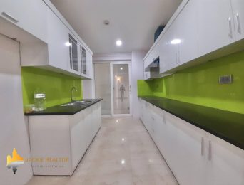 Charming L2 Ciputra apartment for rent (15)