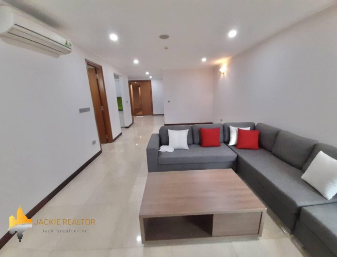 Charming L2 Ciputra apartment for rent (4)