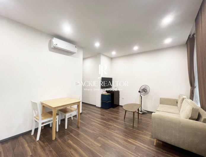Cheap 2-bedroom serviced apartment in Tu Hoa for rent (1)
