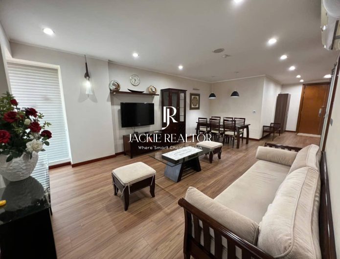 Cheap 3-bedroom apartment at L2 Ciputra for rent (1)