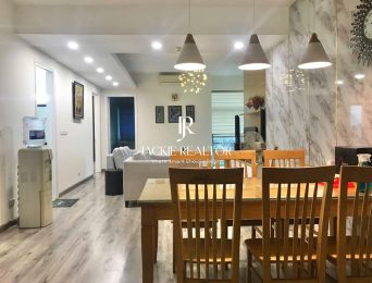 Cheap 3-bedroom apartment for rent at E5 Ciputra (4)