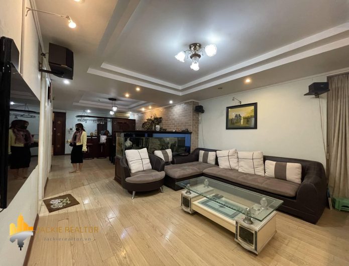 Cheap 3-bedroom apartment for rent in G3 Ciputra (1)