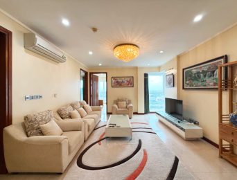 Cheap 3-bedroom apartment in Ciputra Hanoi for rent (4)