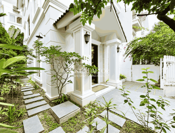 Cheap 3-bedroom villa in Vinhomes Riverside Anh Dao for rent (2)