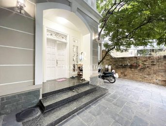 Cheap 4-bedroom pool villa Ciputra for rent (2)