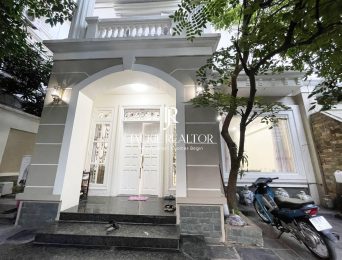 Cheap 4-bedroom pool villa Ciputra for rent (3)