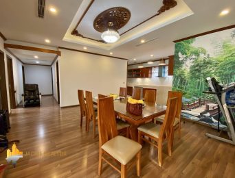 Cheap 4 bedrooms in Ngoai Giao Doan for rent at only 1100 USD (3)