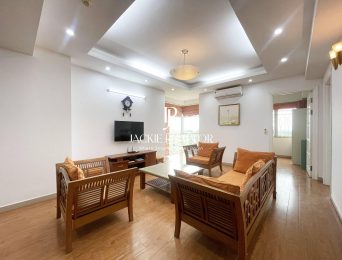 Cheap apartment with 3 bedrooms in E4 Ciputra for rent (5)