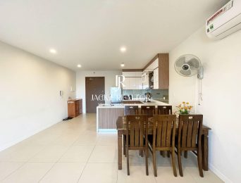 Cheap luxurious 2-bedroom apartment at Kosmo Tay Ho for rent (5)