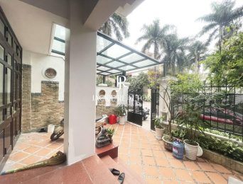 Cheap villa at C2 Ciputra for rent (4)