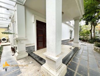 Ciputra house for rent T block - 280 sqm - 5 beds - 4 baths (3)