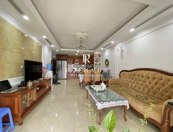 Classic 3BRs apartment in D' Le Roi Soleil for rent (2)