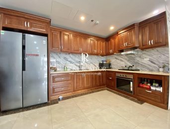 Classic 3BRs apartment in D' Le Roi Soleil for rent (3)