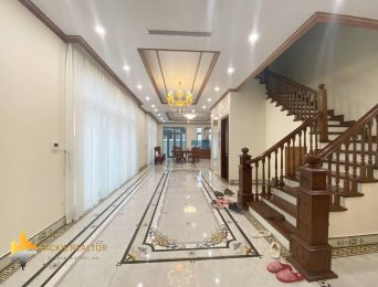 Classic 4BRs villa for rent in Nguyet Que Street, Vinhomes The Harmony (3)