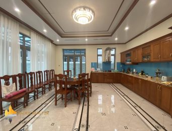 Classic 4BRs villa for rent in Nguyet Que Street, Vinhomes The Harmony (4)