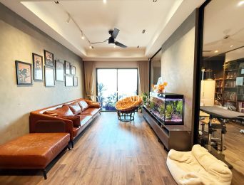 Classy 3BHK apartment at Kosmo Tay Ho for rent (2)